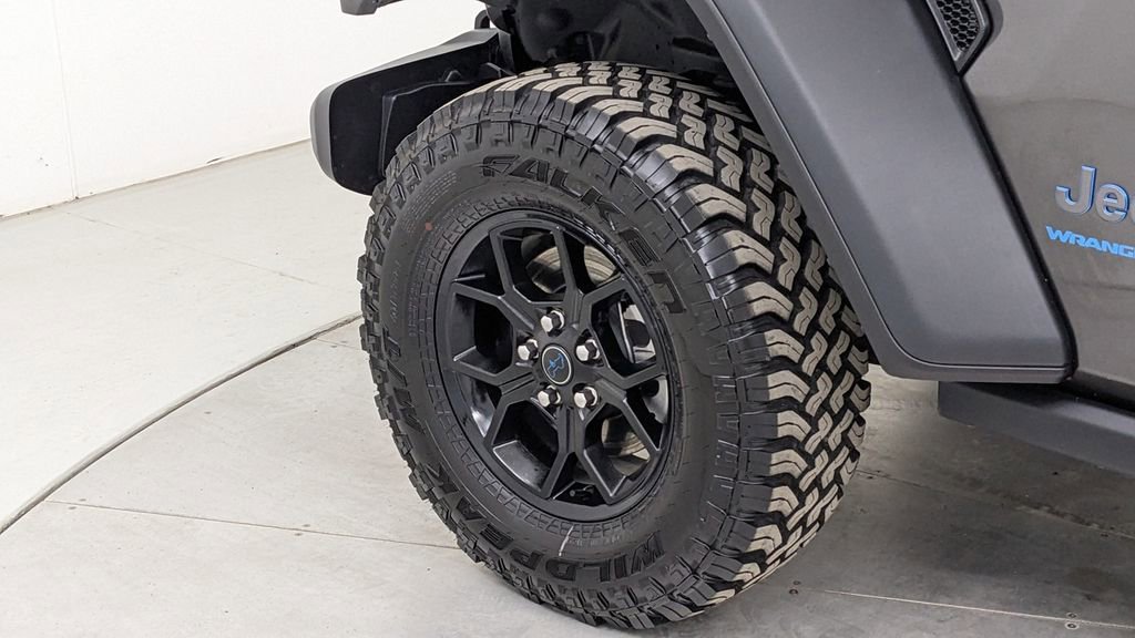 Used 2025 Jeep Wrangler Unlimited Sport S 4xe AWD/4WD image 4