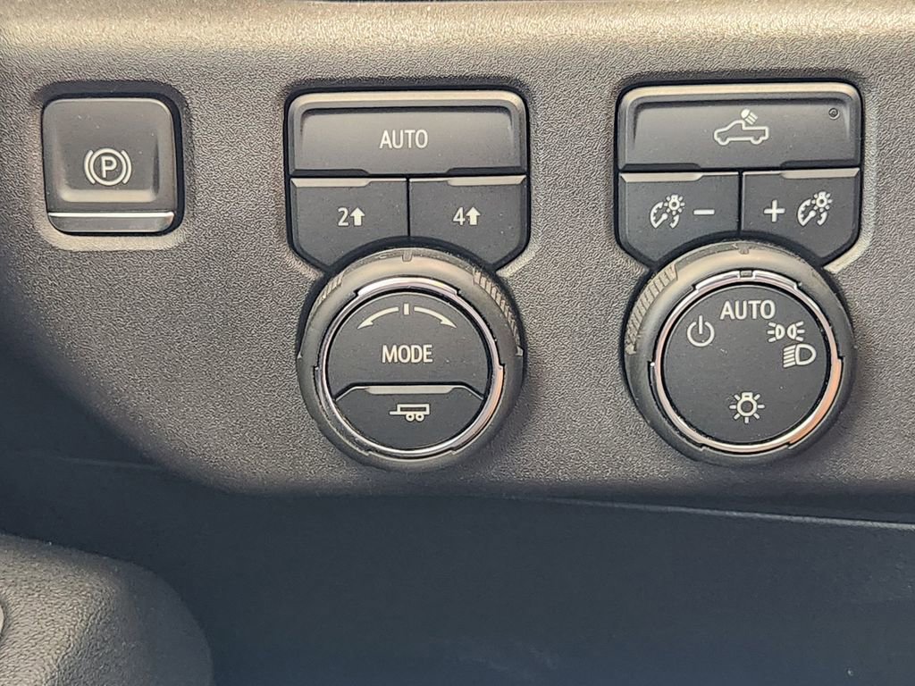 Used 2023 Chevrolet Silverado 1500 LT w/ Protection Package image 14