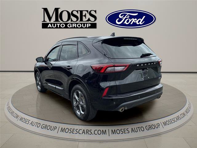 Certified 2023 Ford Escape ST-Line w/ Tech Pack #1 AWD/4WD image 7