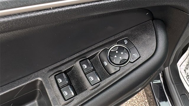 Certified 2024 Ford Edge SEL w/ Convenience Package image 13