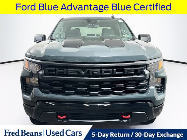 Used 2025 Chevrolet Silverado 1500 Custom Trail Boss w/ LPO, Dark Essentials Package AWD/4WD image 2