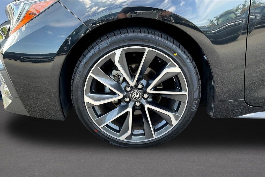 Used 2020 Toyota Corolla SE FWD image 32