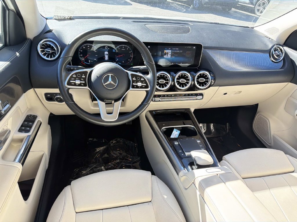 Used 2021 Mercedes-Benz GLA 250 w/ Premium Package image 8