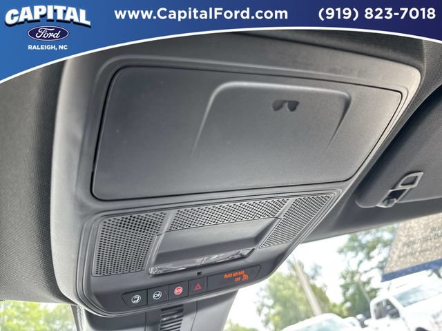 Used 2025 Chevrolet Traverse LT w/ Midnight/Sport Edition FWD image 32