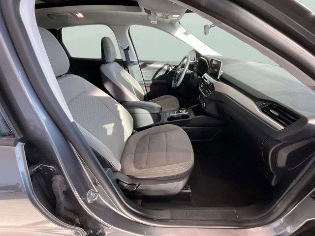 Certified 2022 Ford Escape SE w/ SE Sport Appearance Package image 16