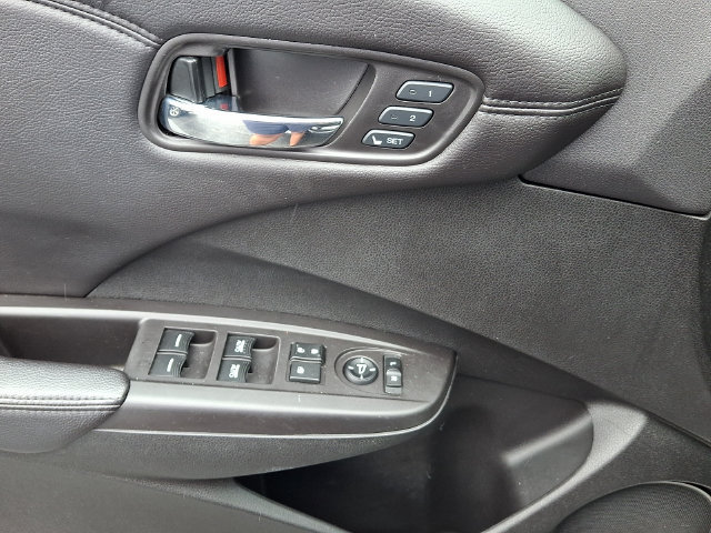 Used 2017 Acura RDX AWD image 12