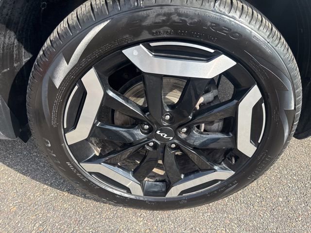Used 2025 Kia Telluride S AWD/4WD image 11