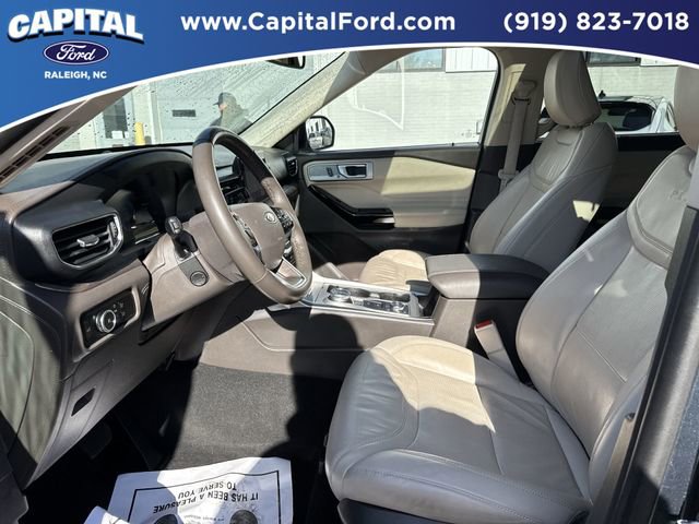 Certified 2023 Ford Explorer Platinum w/ Class IV Trailer Tow Package image 17