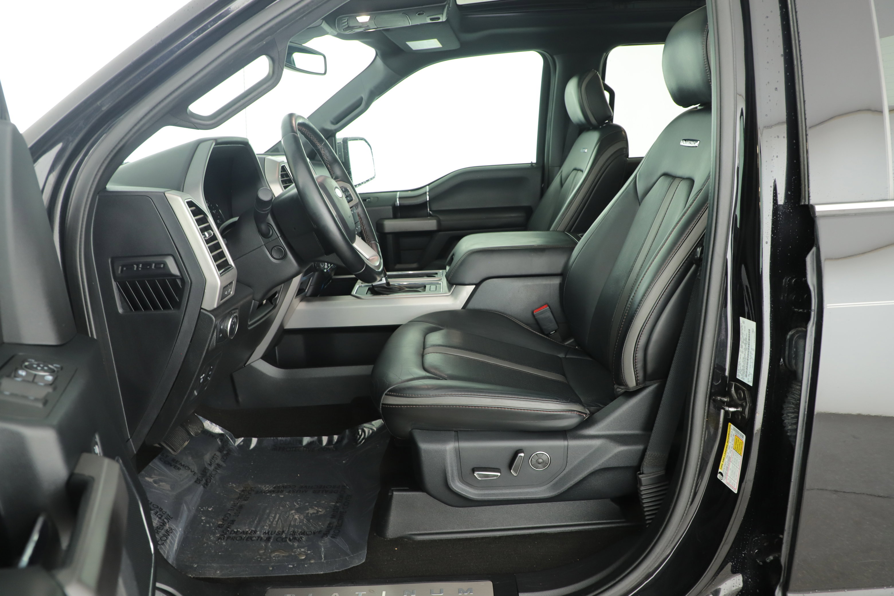 Certified 2020 Ford F150 Platinum w/ Equipment Group 701A Luxury image 8