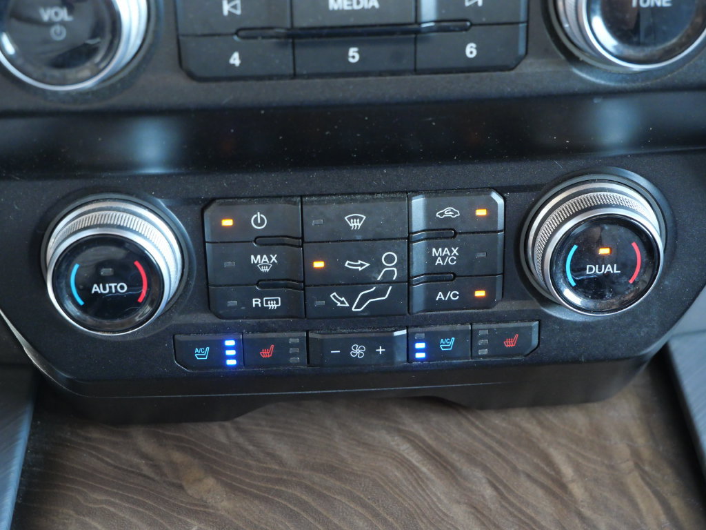 Certified 2019 Ford F350 Limited AWD/4WD image 33