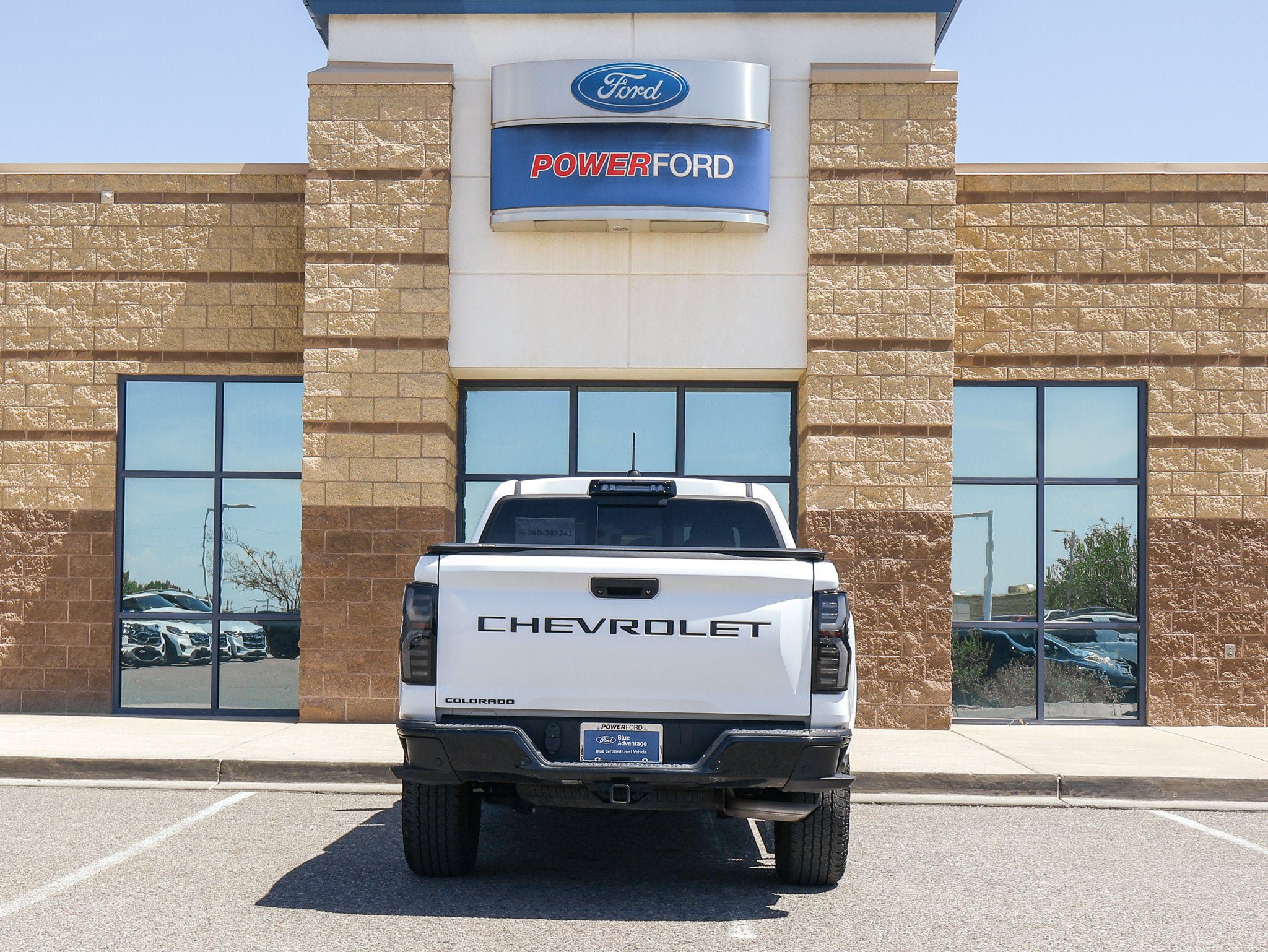 Used 2023 Chevrolet Colorado Z71 w/ Z71 Convenience Package 2 AWD/4WD image 7