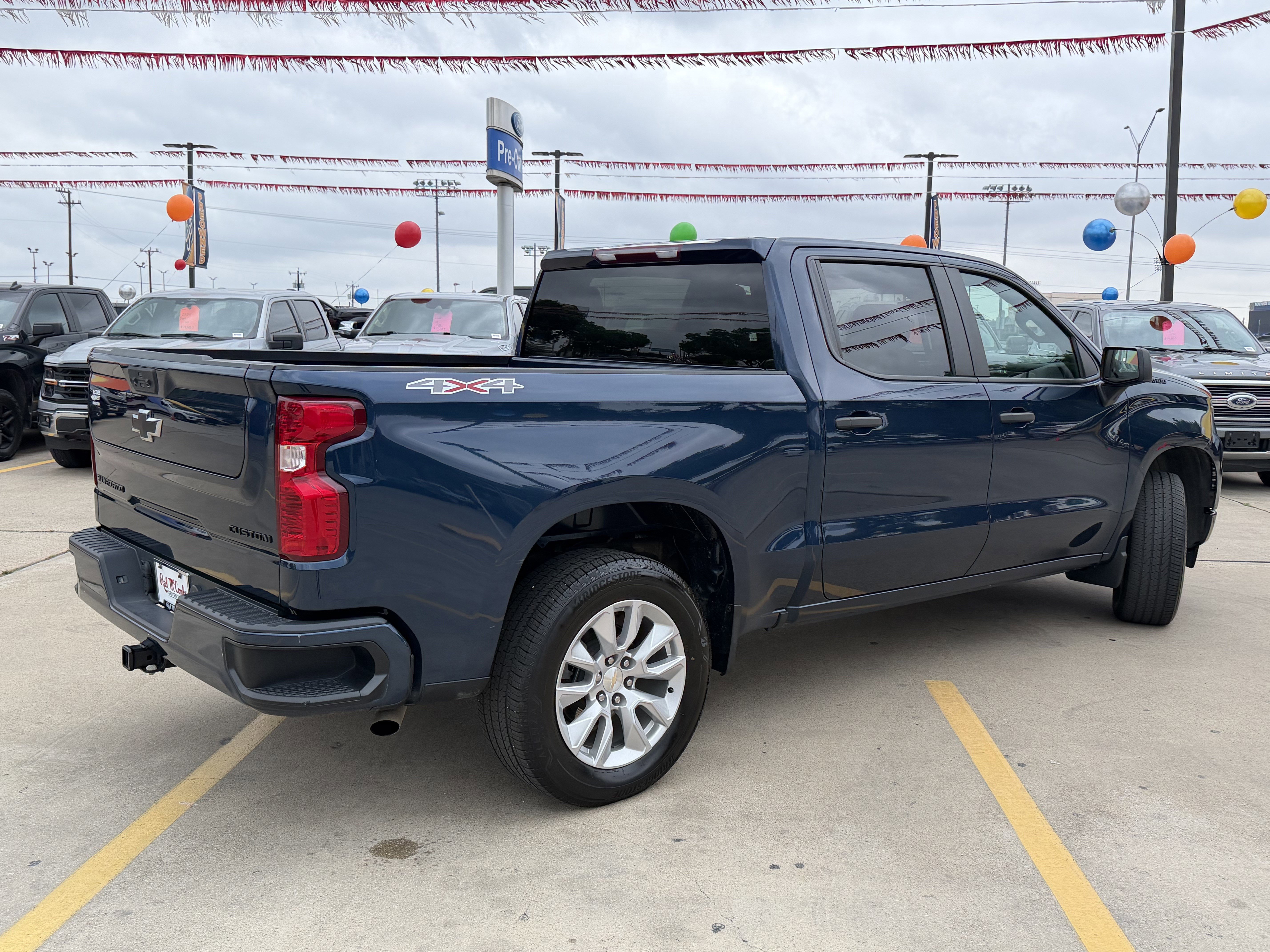 Used 2023 Chevrolet Silverado 1500 Custom w/ LPO, Dark Essentials Package image 4