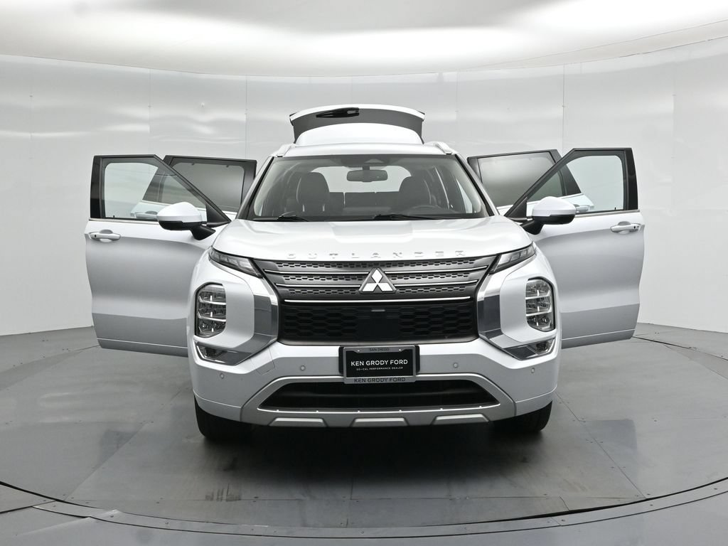 Used 2024 Mitsubishi Outlander SEL FWD image 29
