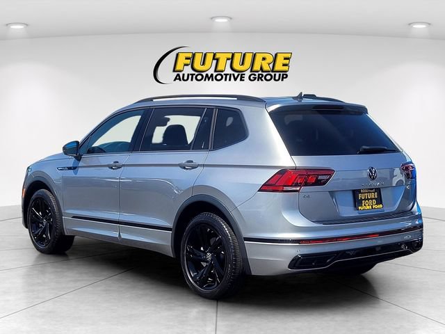 Used 2023 Volkswagen Tiguan SE R-Line FWD image 6