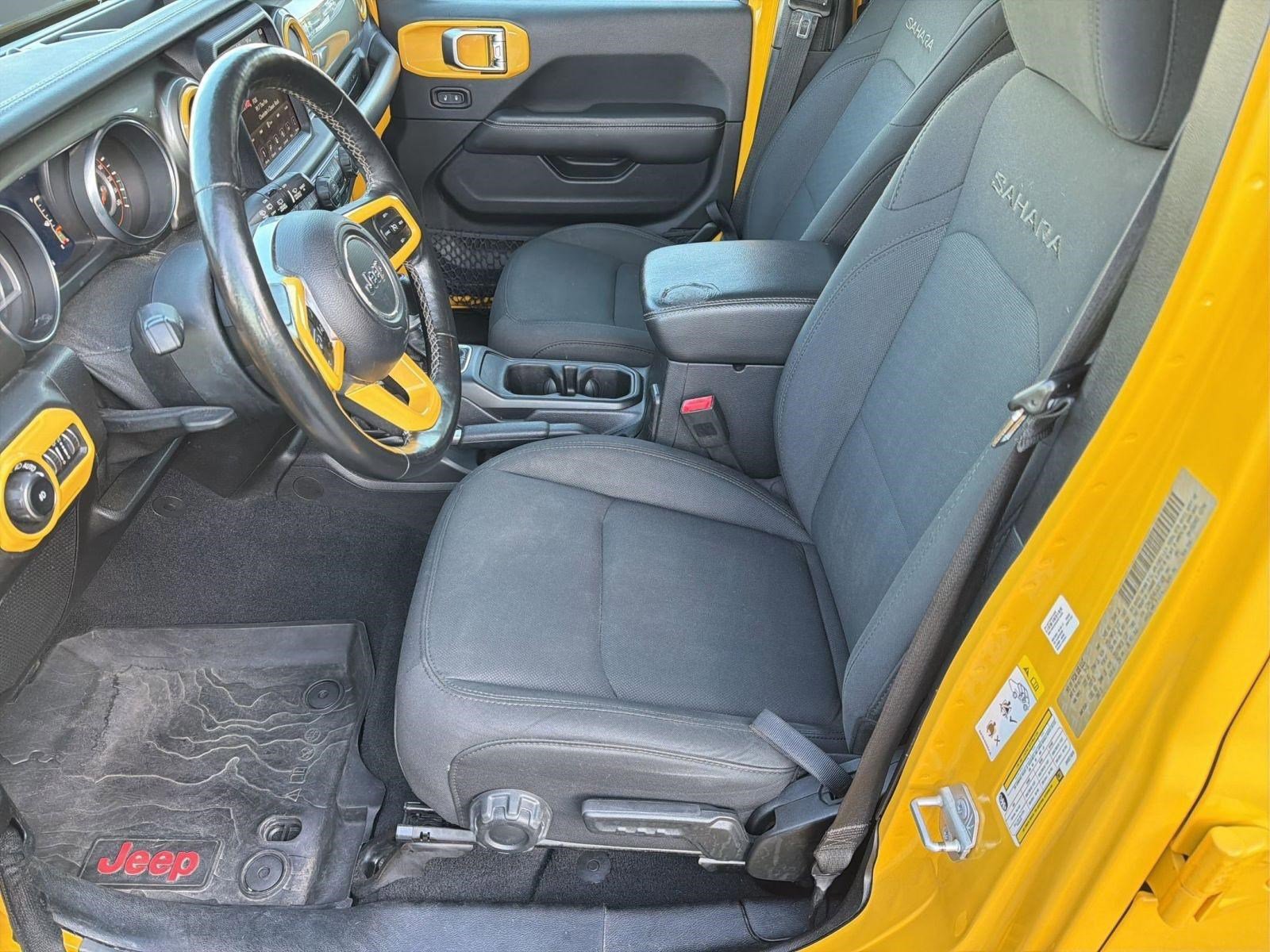 Used 2018 Jeep Wrangler Unlimited Sahara AWD/4WD image 10