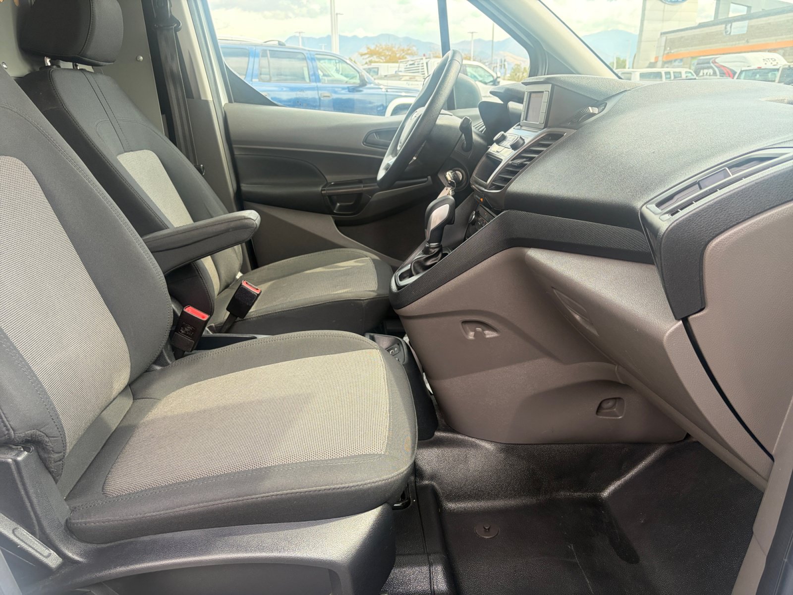 Certified 2023 Ford Transit Connect XL FWD image 31