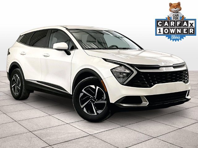 Used 2023 Kia Sportage LX AWD/4WD image 2