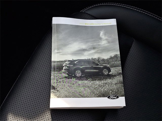 Certified 2022 Ford Escape SEL image 25