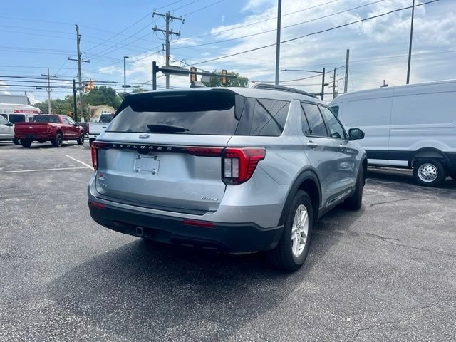 Certified 2025 Ford Explorer Active AWD/4WD image 6
