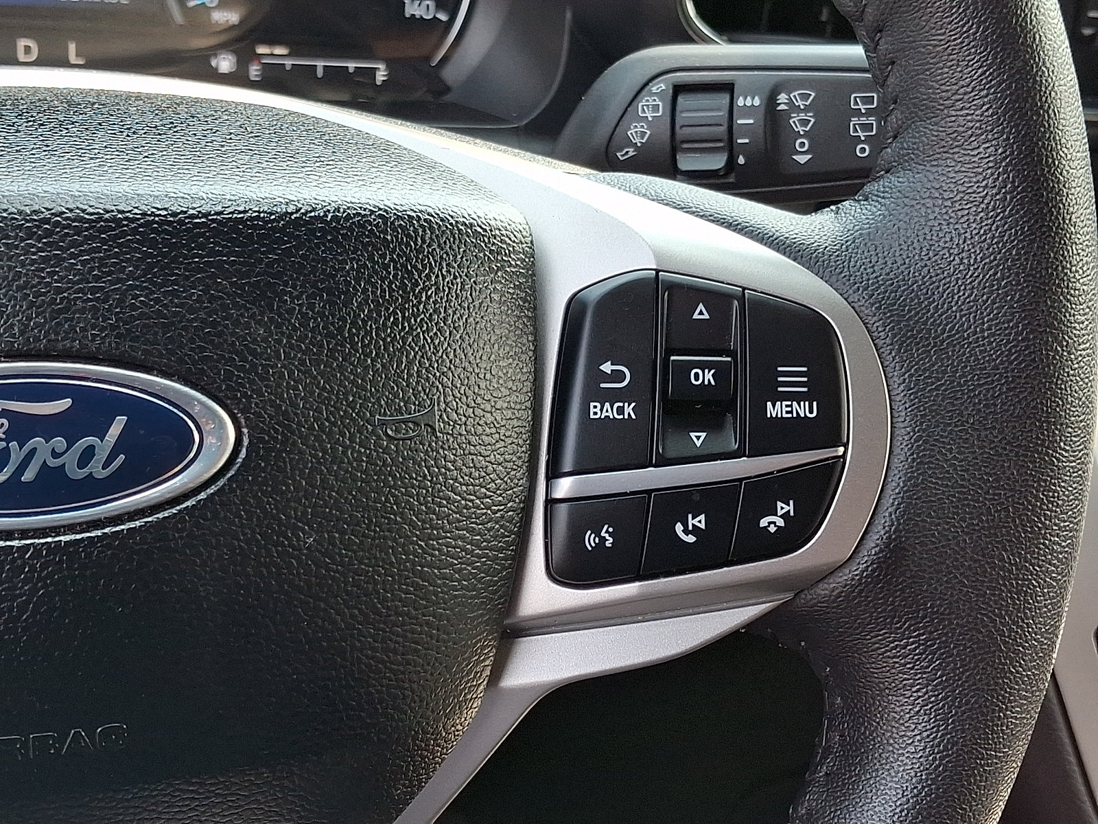 Certified 2024 Ford Explorer XLT w/ Equipment Group 202A AWD/4WD image 24