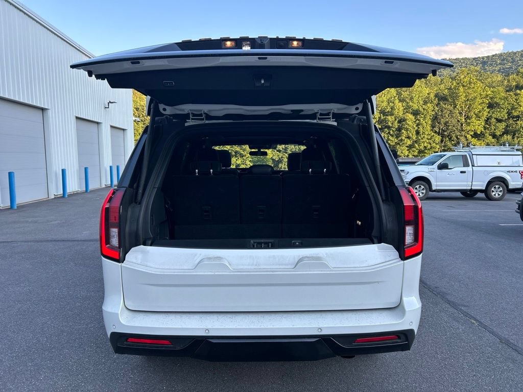 Certified 2025 Ford Expedition Tremor AWD/4WD image 8