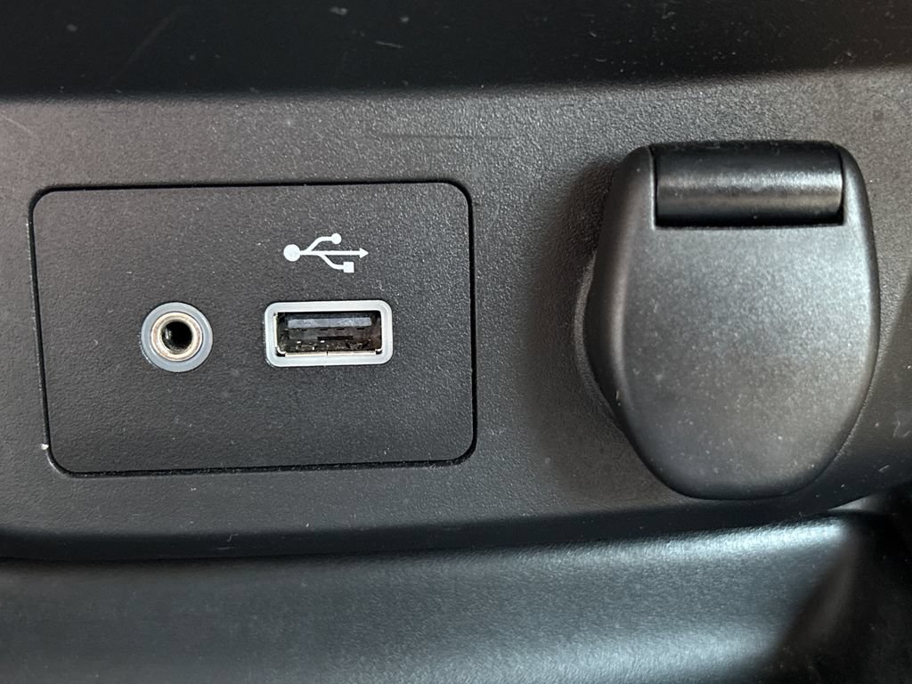 Used 2018 Nissan Rogue SV AWD/4WD image 10