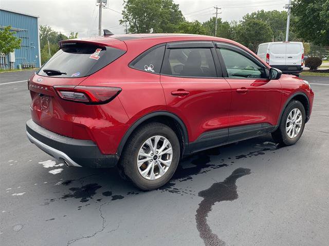 Certified 2025 Ford Escape Active w/ Cold Weather Package AWD/4WD image 10