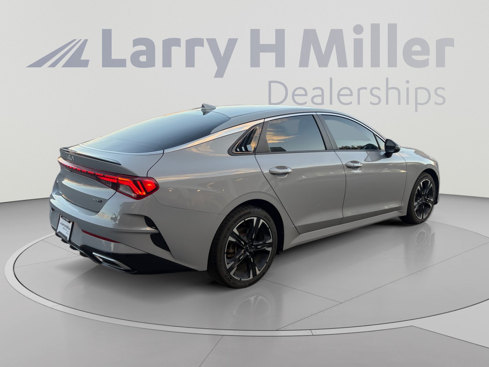Used 2022 Kia K5 GT-Line AWD/4WD image 5