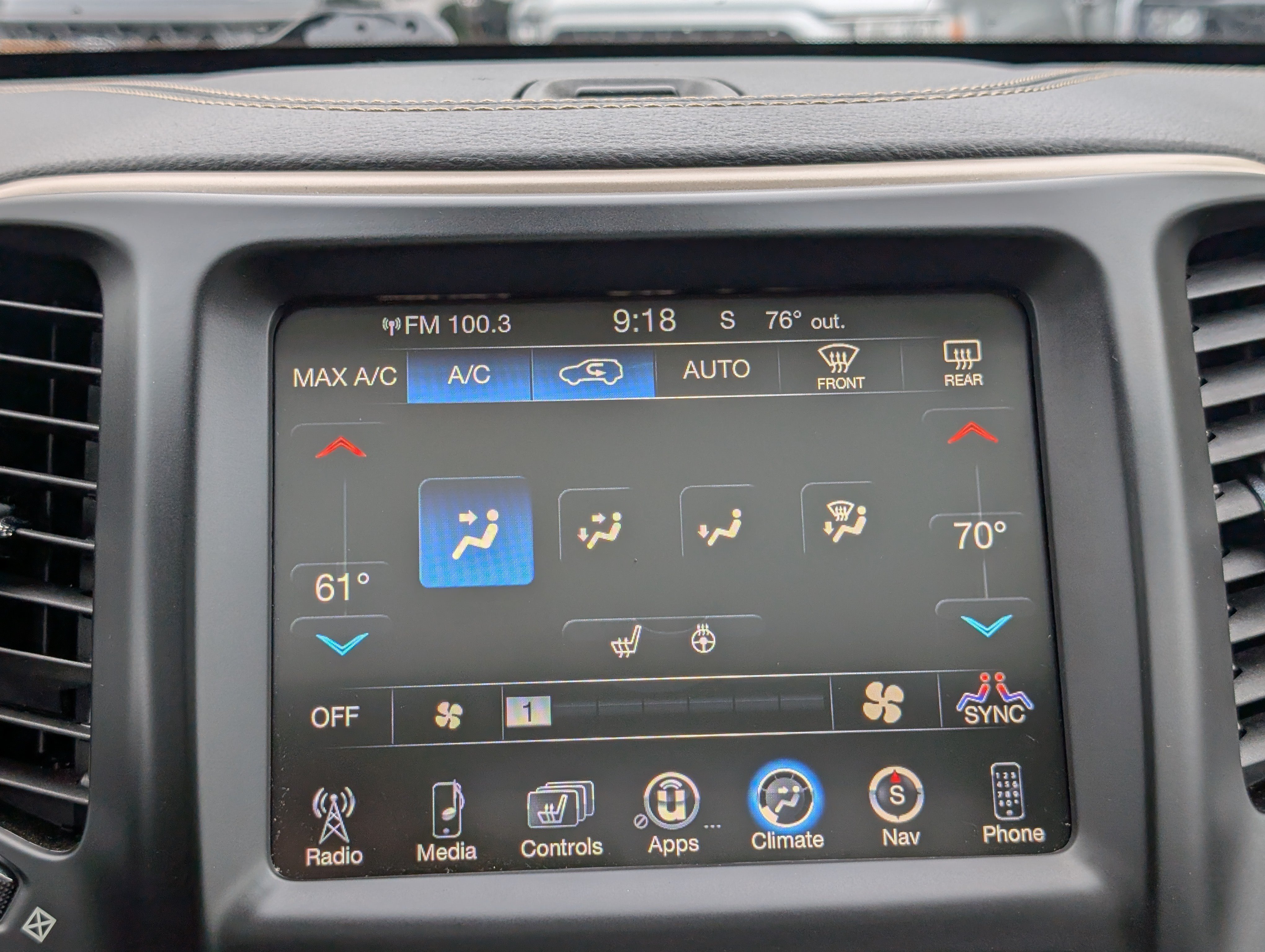 Used 2017 Jeep Cherokee Limited AWD/4WD image 31