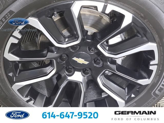 Used 2022 Chevrolet Tahoe Premier w/ LPO, Illumination Package AWD/4WD image 12