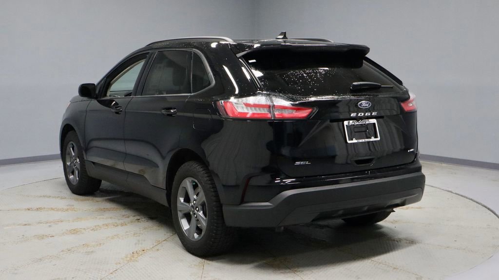 Certified 2024 Ford Edge SEL w/ Sport Appearance Package AWD/4WD image 3