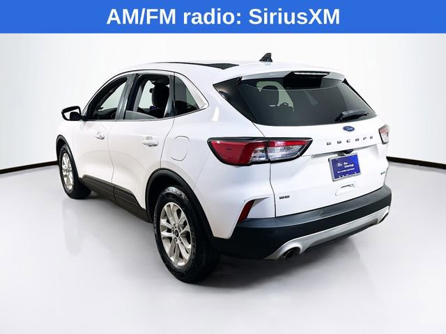 Certified 2020 Ford Escape SE image 3