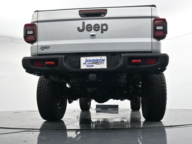Used 2022 Jeep Gladiator Rubicon w/ LED Lighting Group AWD/4WD image 36