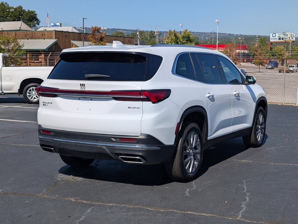 Used 2026 Buick Enclave Preferred FWD image 6