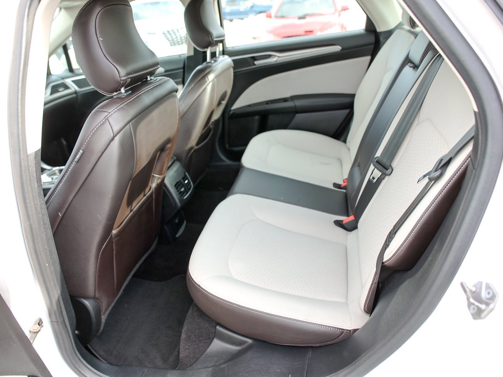 Certified 2019 Ford Fusion SE w/ Equipment Group 151A image 20