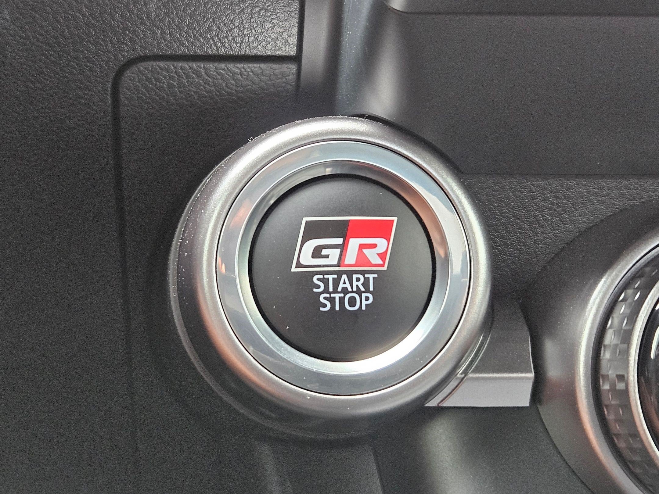 Used 2025 Toyota GR86 Premium RWD image 23