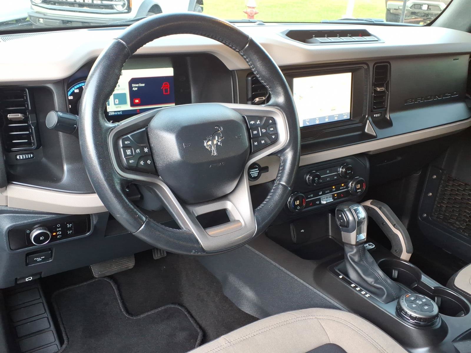 Certified 2023 Ford Bronco Big Bend w/ Sasquatch Package AWD/4WD image 13