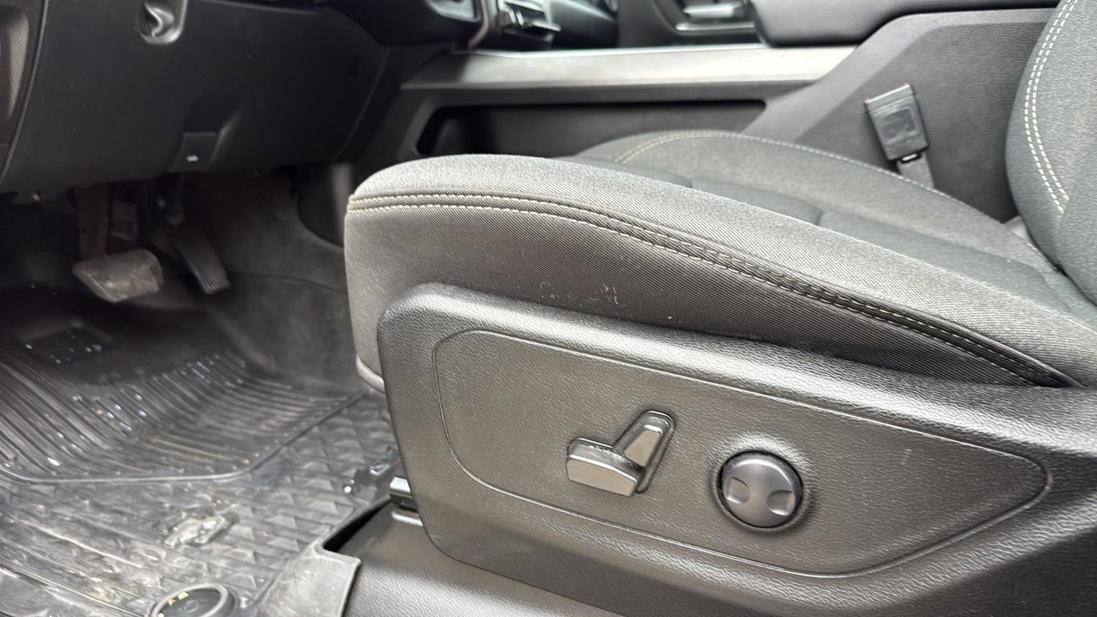 Used 2022 RAM 1500 Lone Star image 9