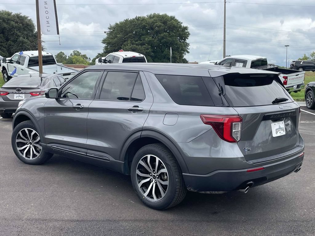 Certified 2022 Ford Explorer ST-Line RWD image 5
