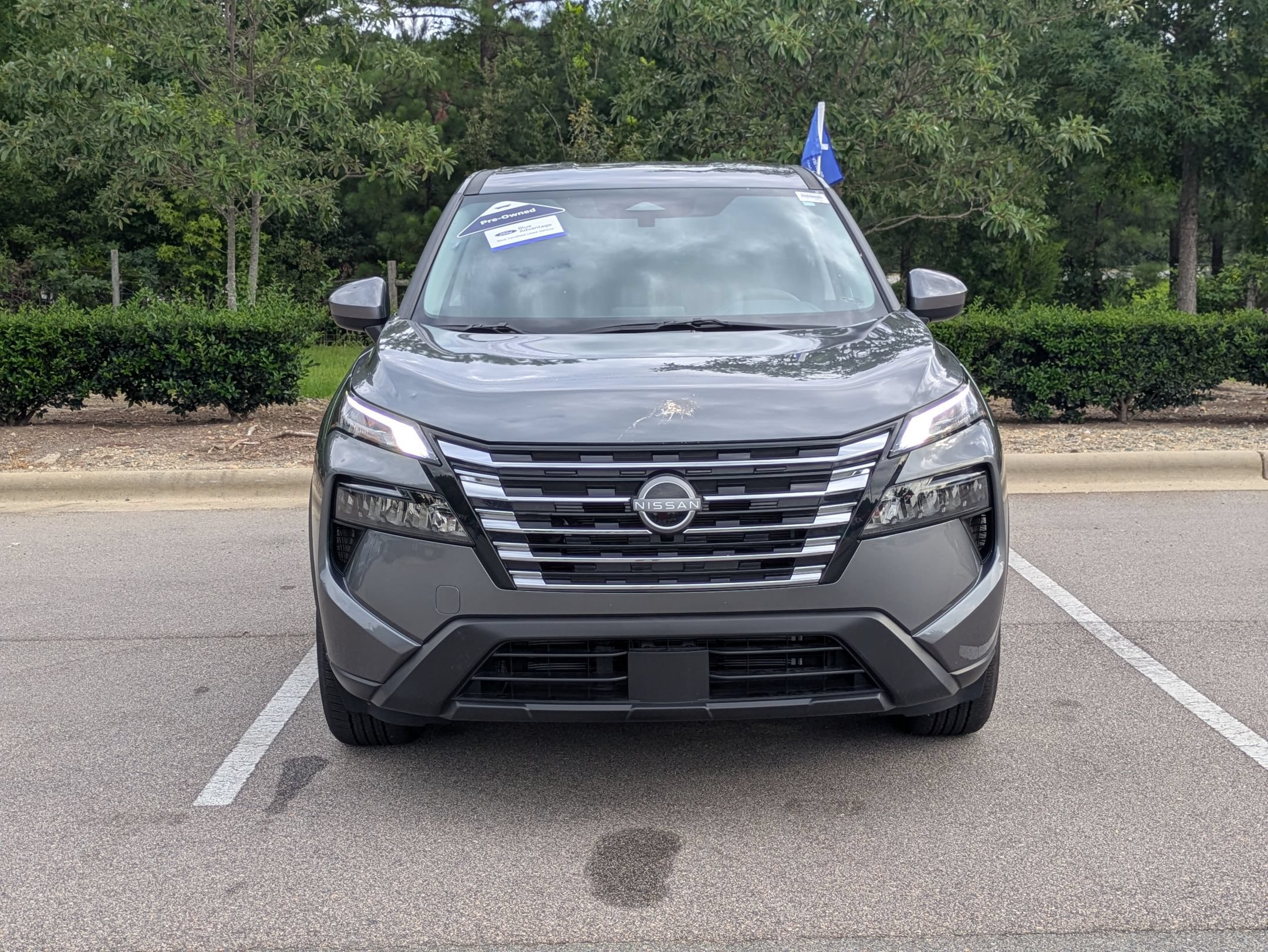 Used 2026 Nissan Rogue SV FWD image 9