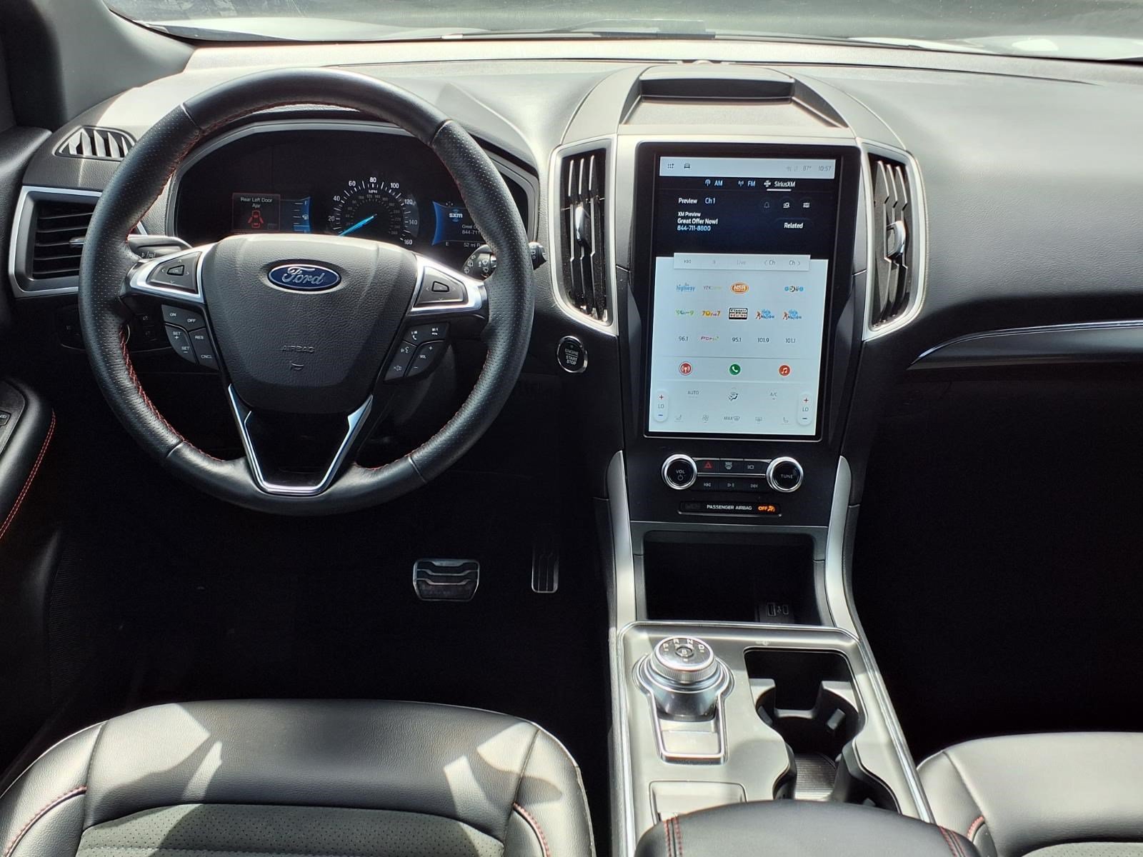 Certified 2024 Ford Edge ST-Line AWD/4WD image 13