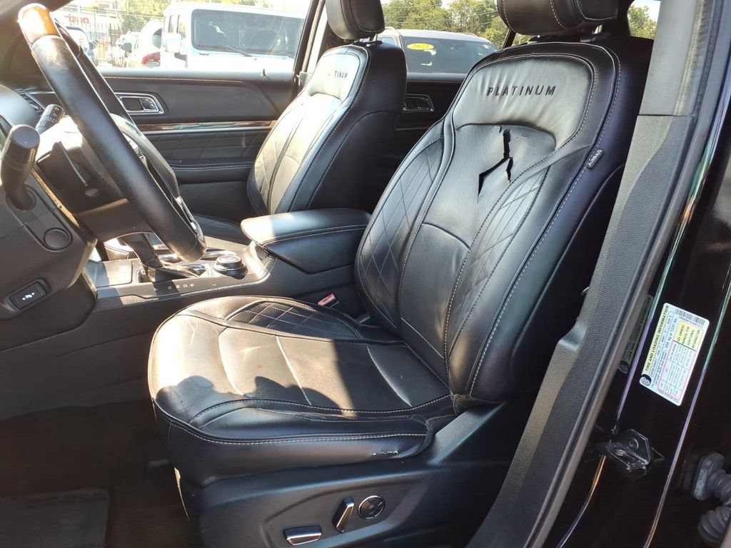 Certified 2018 Ford Explorer Platinum AWD/4WD image 17
