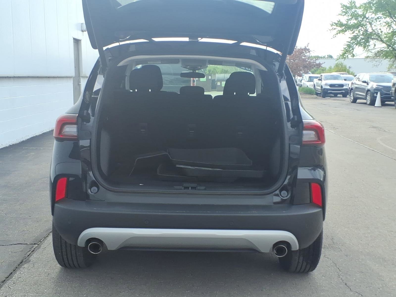 Certified 2023 Ford Escape Active w/ Tech Pack #2 AWD/4WD image 7