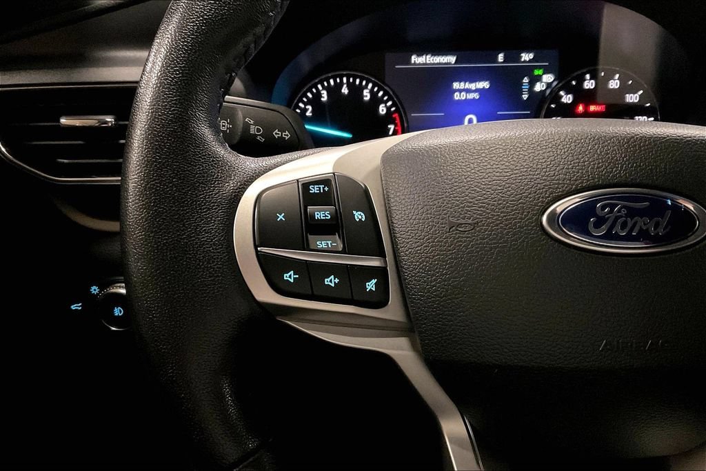Certified 2023 Ford Explorer XLT w/ Equipment Group 202A AWD/4WD image 17