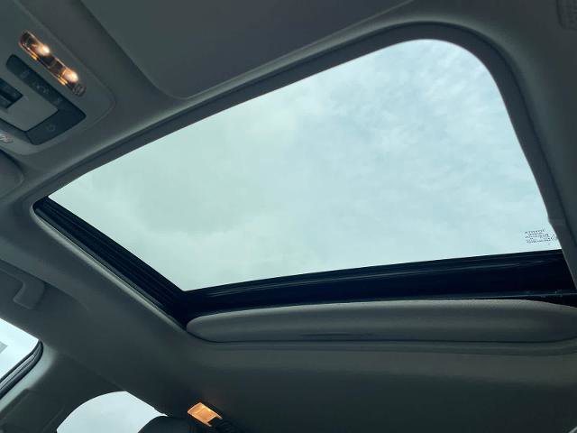 Used 2023 Toyota Sienna XLE image 16