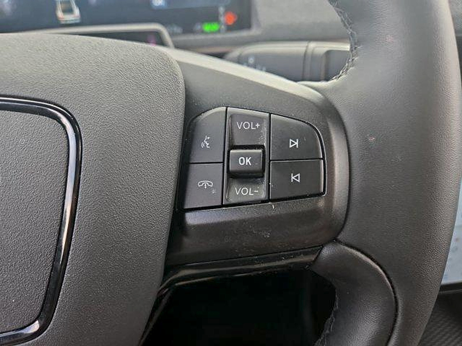 Certified 2025 Ford Mustang Mach-E Premium AWD/4WD image 15