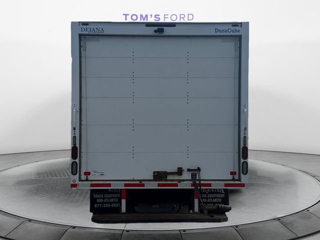 Certified 2022 Ford E-350 and Econoline 350 Super Duty w/ Power Windows & Locks Group RWD image 4