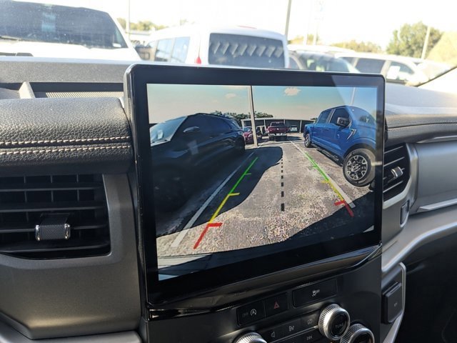 Certified 2024 Ford Expedition Max XLT image 19