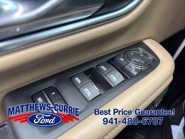 Used 2021 Chevrolet Tahoe Premier w/ Premium Package AWD/4WD image 28