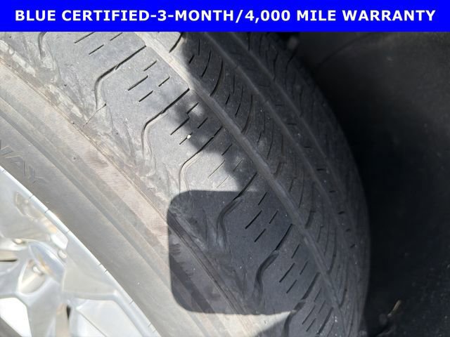 Used 2024 Chevrolet Suburban Premier image 7